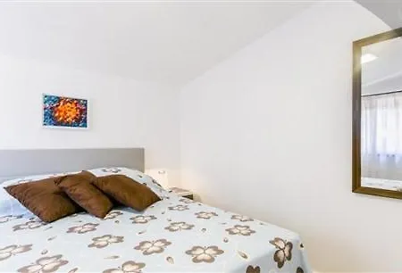 Fig Tree Apartmán