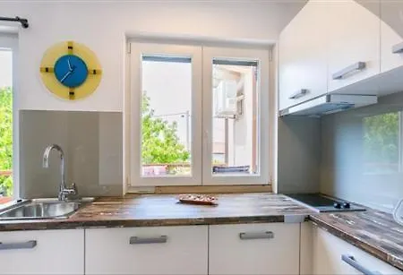 Fig Tree Apartment