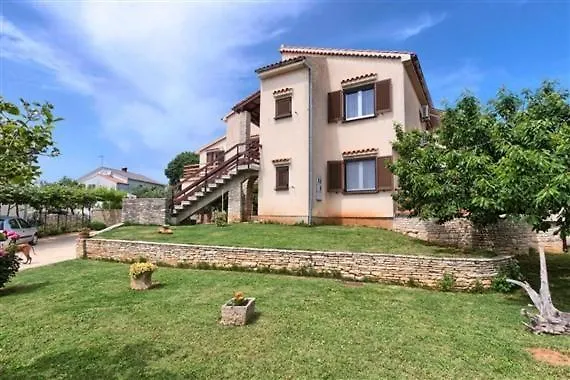 Fig Tree Apartment